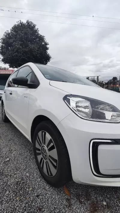 Vendo Volkswagen e-Up! 2020 - 11998 EUR, 0 km - AUTO.MOTO.pt