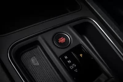 Sell Cupra Leon 2024 - 44990 EUR, 21773 km - AUTO.MOTO.pt