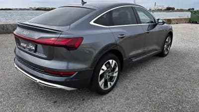 Vendo Audi e-tron Sportback 2020 - 35000 EUR, 58000 km - AUTO.MOTO.pt