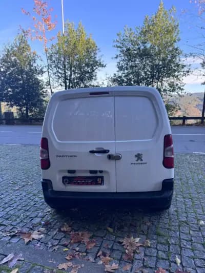 Sell Peugeot Partner 2022 - 14500 EUR, 132662 km - AUTO.MOTO.pt