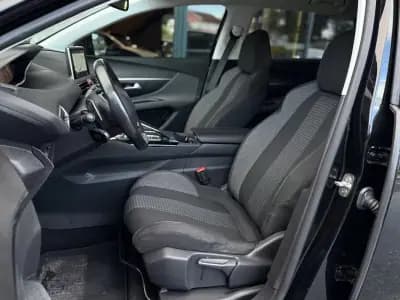 Vendo Peugeot 5008 2020 - 19990 EUR, 166000 km - AUTO.MOTO.pt