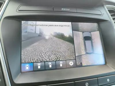 Vendo Hyundai Santa Fe 2016 - 21950 EUR, 149998 km - AUTO.MOTO.pt