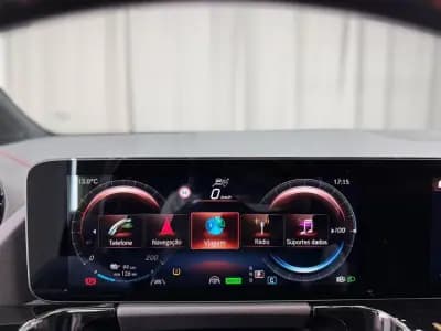 Vendo Mercedes-Benz EQA 2022 - 28750 EUR, 148000 km - AUTO.MOTO.pt