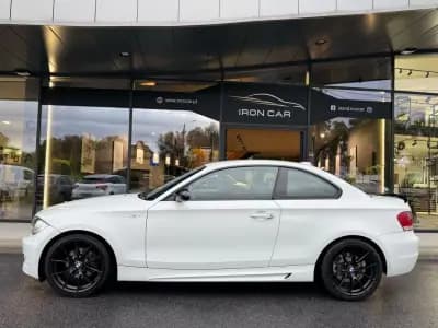 Vendo BMW 120 2009 - 11990 EUR, 389000 km - AUTO.MOTO.pt