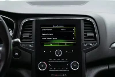 Vendo Renault Mégane Sport Tourer 2017 - 14950 EUR, 84000 km - AUTO.MOTO.pt