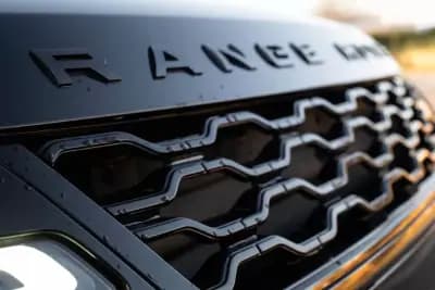 Vendo Land Rover Range Rover Evoque 2020 - 32999 EUR, 93000 km - AUTO.MOTO.pt