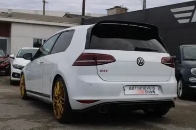 Vendo Volkswagen Golf 2017 - 33990 EUR, 55000 km - AUTO.MOTO.pt