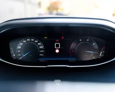 Sell Peugeot 3008 2019 - 17990 EUR, 149900 km - AUTO.MOTO.pt