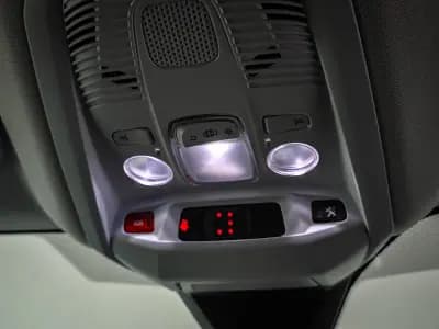 Vendo Peugeot 3008 2016 - 17450 EUR, 116000 km - AUTO.MOTO.pt