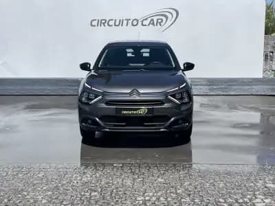 Vendo Citroën C4 2021 - 17890 EUR, 54386 km - AUTO.MOTO.pt