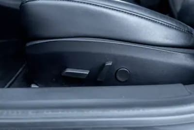 Sell Tesla Model 3 2019 - 23900 EUR, 140000 km - AUTO.MOTO.pt