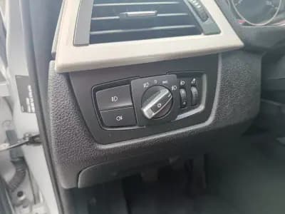 Vendo BMW 318 2018 - 19900 EUR, 170608 km - AUTO.MOTO.pt