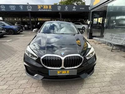 Vendo BMW 118 2021 - 23900 EUR, 52000 km - AUTO.MOTO.pt