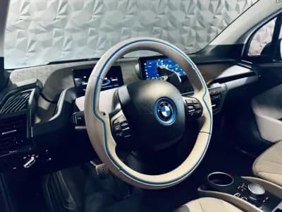 Vendo BMW i3 2022 - 31990 EUR, 7375 km - AUTO.MOTO.pt