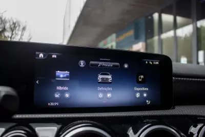 Vendo Mercedes-Benz A 250 2024 - 34990 EUR, 16557 km - AUTO.MOTO.pt