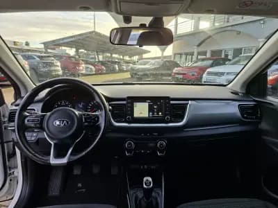 Vendo Kia Stonic 2018 - 12850 EUR, 45000 km - AUTO.MOTO.pt