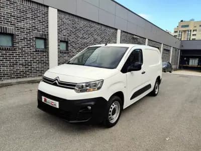 Vendo Citroën Berlingo 2019 - 13480 EUR, 182000 km - AUTO.MOTO.pt