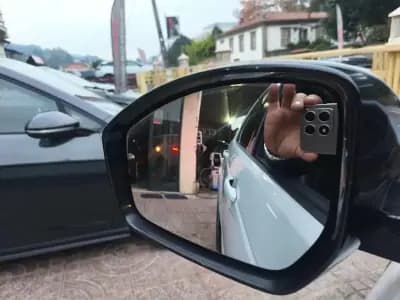 Sell Land Rover Discovery Sport 2016 - 22500 EUR, 178000 km - AUTO.MOTO.pt