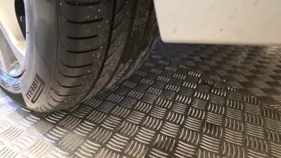 Sell BMW 318 2020 - 21500 EUR, 264805 km - AUTO.MOTO.pt