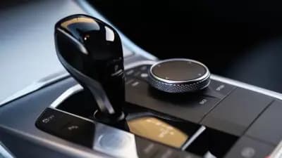 Sell BMW 320 2020 - 29999 EUR, 166000 km - AUTO.MOTO.pt