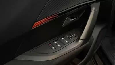 Sell Peugeot 2008 2021 - 15490 EUR, 68523 km - AUTO.MOTO.pt