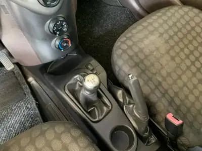 Sell Toyota iQ 2009 - 7500 EUR, 123054 km - AUTO.MOTO.pt