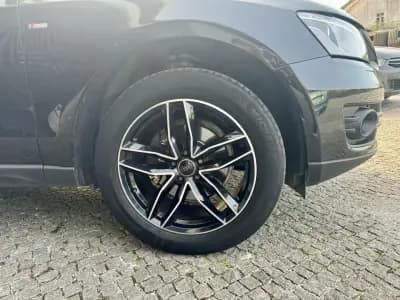 Sell Audi Q5 2008 - 13900 EUR, 201500 km - AUTO.MOTO.pt