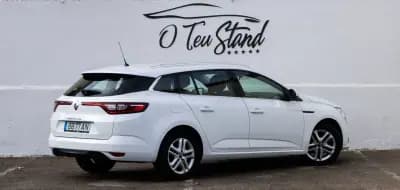 Sell Renault Mégane Sport Tourer 2019 - 10780 EUR, 224000 km - AUTO.MOTO.pt