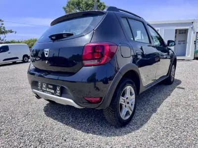 Sell Dacia Sandero 2017 - 11500 EUR, 125170 km - AUTO.MOTO.pt
