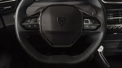 Vendo Peugeot 208 2024 - 16450 EUR, 29000 km - AUTO.MOTO.pt