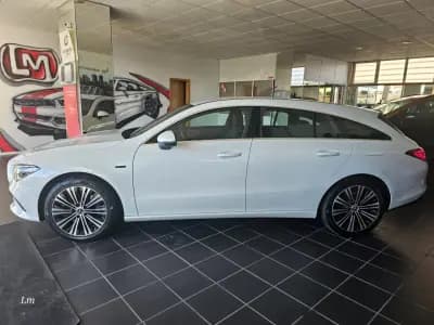 Sell Mercedes-Benz CLA 250 2021 - 30000 EUR, 77000 km - AUTO.MOTO.pt