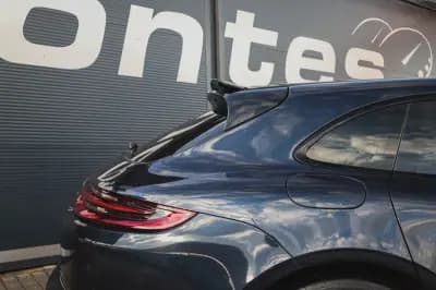 Sell Porsche Panamera Sport Turismo 2019 - 69880 EUR, 97640 km - AUTO.MOTO.pt