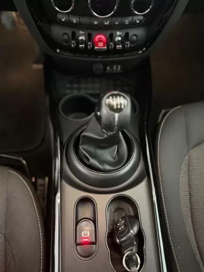 Sell MINI Clubman 2016 - 14750 EUR, 100000 km - AUTO.MOTO.pt