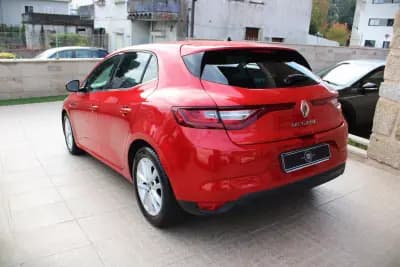 Sell Renault Mégane 2017 - 12450 EUR, 106500 km - AUTO.MOTO.pt