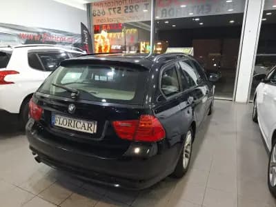 Sell BMW 318 2011 - 8900 EUR, 290000 km - AUTO.MOTO.pt