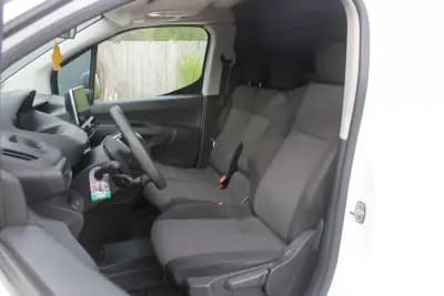 Vendo Peugeot Partner 2022 - 10976 EUR, 135000 km - AUTO.MOTO.pt