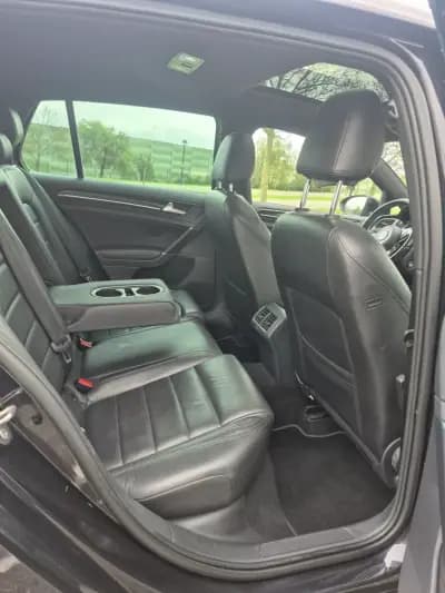 Sell Volkswagen Golf 2016 - 15490 EUR, 211638 km - AUTO.MOTO.pt