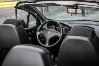 Vendo Peugeot 308 CC 2010 - 10450 EUR, 210184 km - AUTO.MOTO.pt