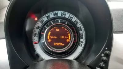 Vendo Fiat 500C 2021 - 11490 EUR, 104849 km - AUTO.MOTO.pt