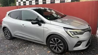 Vendo Renault Clio 2023 - 14500 EUR, 79000 km - AUTO.MOTO.pt