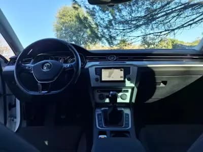 Sell Volkswagen Passat 2016 - 14500 EUR, 181600 km - AUTO.MOTO.pt