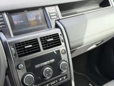 Vendo Land Rover Discovery Sport 2015 - 15900 EUR, 166000 km - AUTO.MOTO.pt