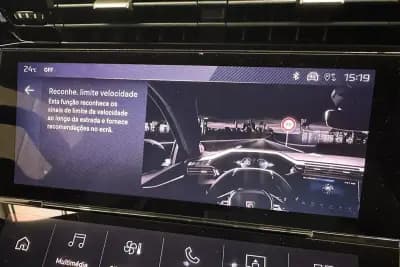 Vendo Peugeot 308 2023 - 19950 EUR, 38478 km - AUTO.MOTO.pt