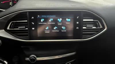 Sell Peugeot 308 SW 2018 - 12650 EUR, 133760 km - AUTO.MOTO.pt