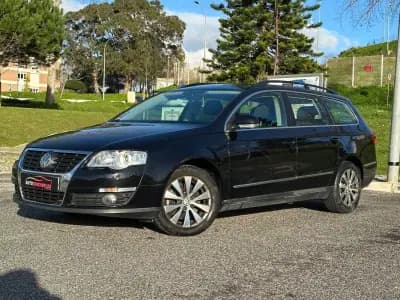 Vendo Volkswagen Passat 2010 - 6750 EUR, 210000 km - AUTO.MOTO.pt