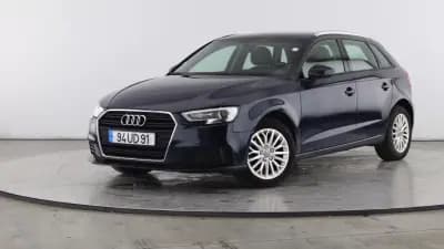 Vendo Audi A3 Sportback 2018 - 17999 EUR, 104021 km - AUTO.MOTO.pt