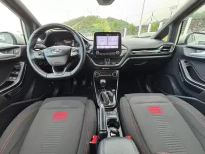 Vendo Ford Fiesta 2022 - 19490 EUR, 60249 km - AUTO.MOTO.pt