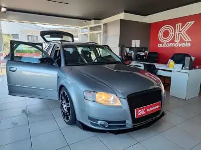 Vendo Audi A4 Avant 2006 - 7350 EUR, 292800 km - AUTO.MOTO.pt