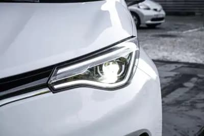 Sell Renault Zoe 2020 - 12900 EUR, 46635 km - AUTO.MOTO.pt