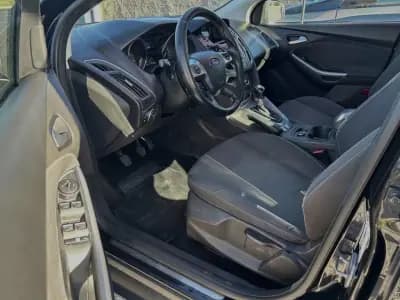 Vendo Ford Focus SW 2013 - 9990 EUR, 221936 km - AUTO.MOTO.pt